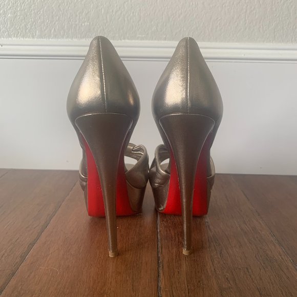 Christian Louboutin Gold Volpi Peep D'Orsay Heels - Picture 3 of 6